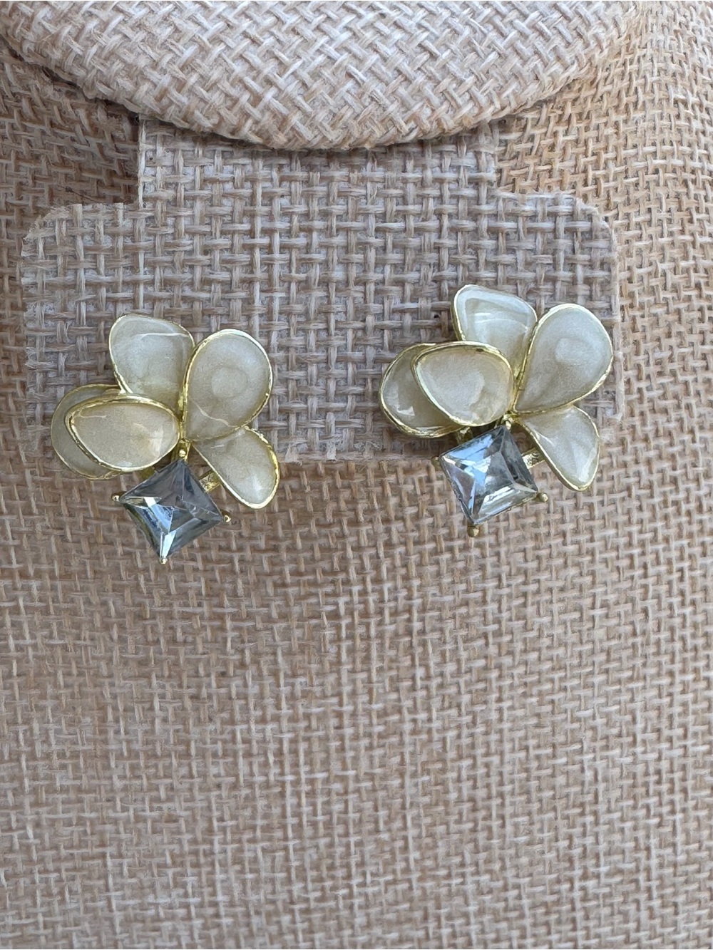 New Gold Floral Resin Petal Stud Earrings Clear Square Crystal Fashion Jewelry